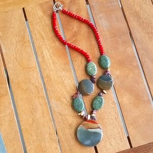 Beauty🍃🍂🍁 Necklace